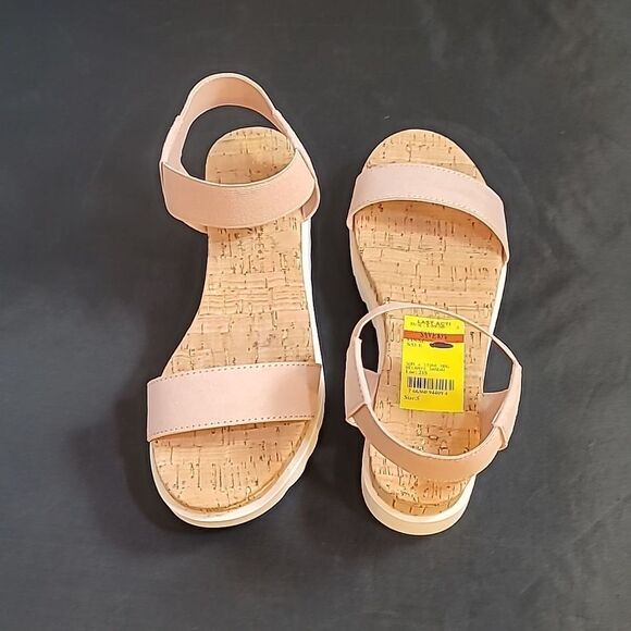 BRAND NEW SUN+STONE MELANIE WEDGE SANDALS, CREATED FOR MACY'S - Picture 6 of 16